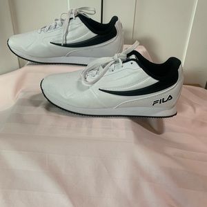 Fila Women’s Sneaker Size 9